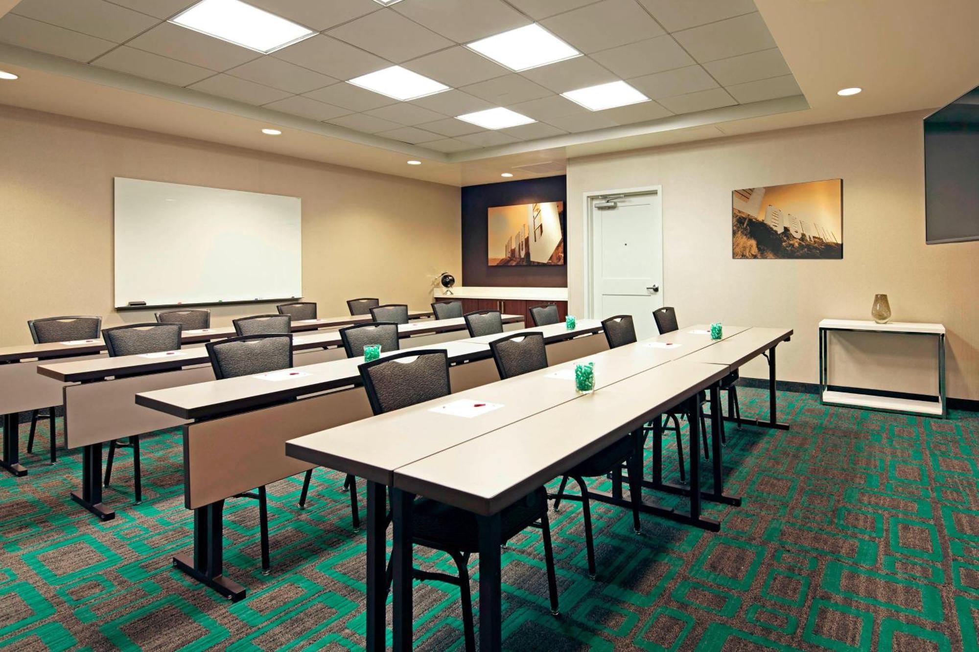 Residence Inn By Marriott Los Angeles Lax/Century Boulevard Екстериор снимка