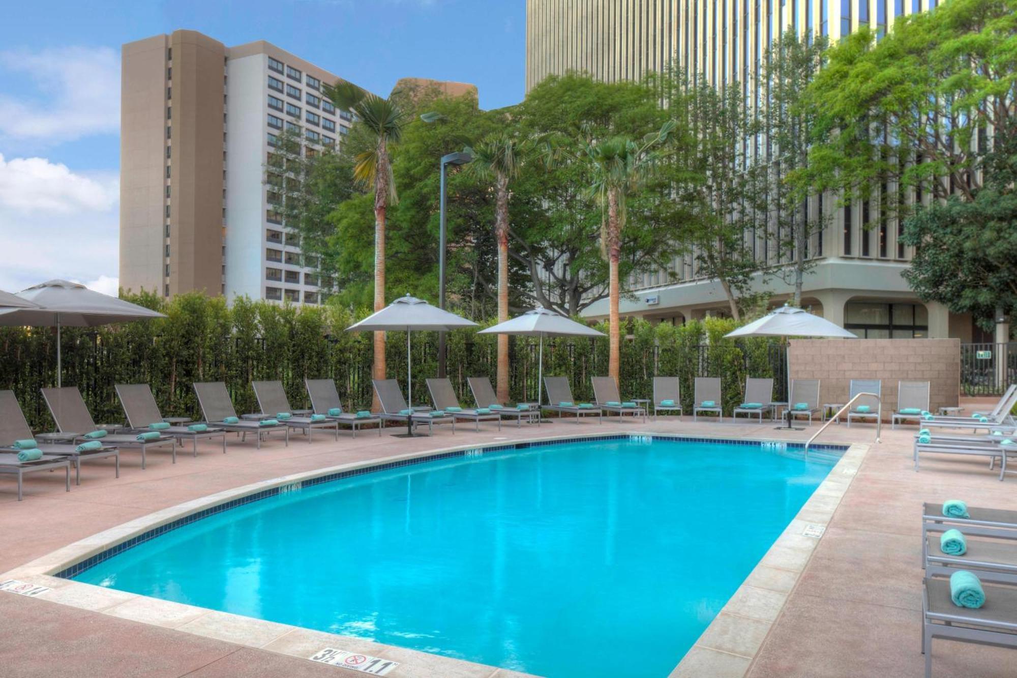Residence Inn By Marriott Los Angeles Lax/Century Boulevard Екстериор снимка