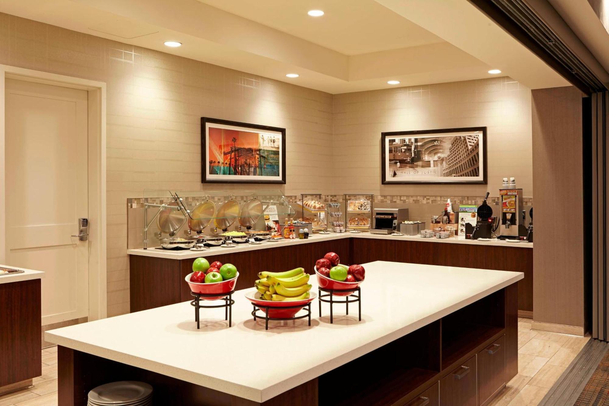 Residence Inn By Marriott Los Angeles Lax/Century Boulevard Екстериор снимка