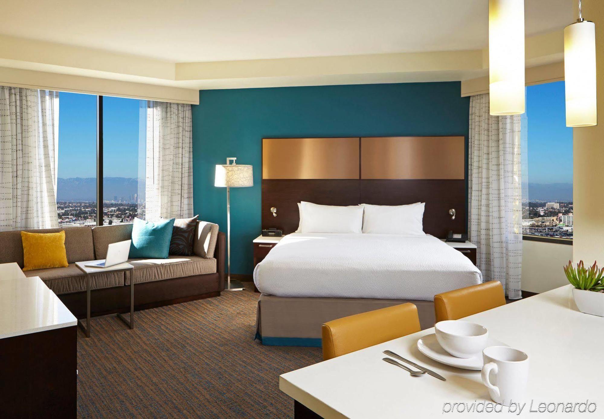 Residence Inn By Marriott Los Angeles Lax/Century Boulevard Екстериор снимка